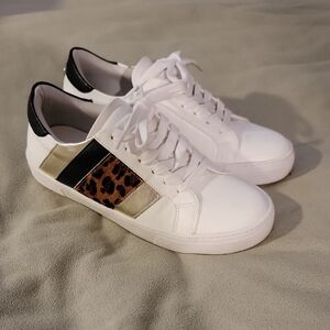 Stylish White, Black, Gold, Animal Priny Women's Sneakers